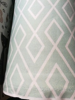 Bavlněná látka s geometrickým vzorem