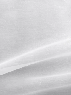 Pudrově jemná záclonovina