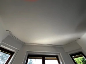 Profil s ohyby na arkýř