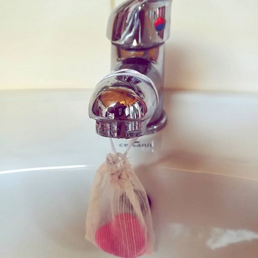 Mýdlo v síťovíém obalu