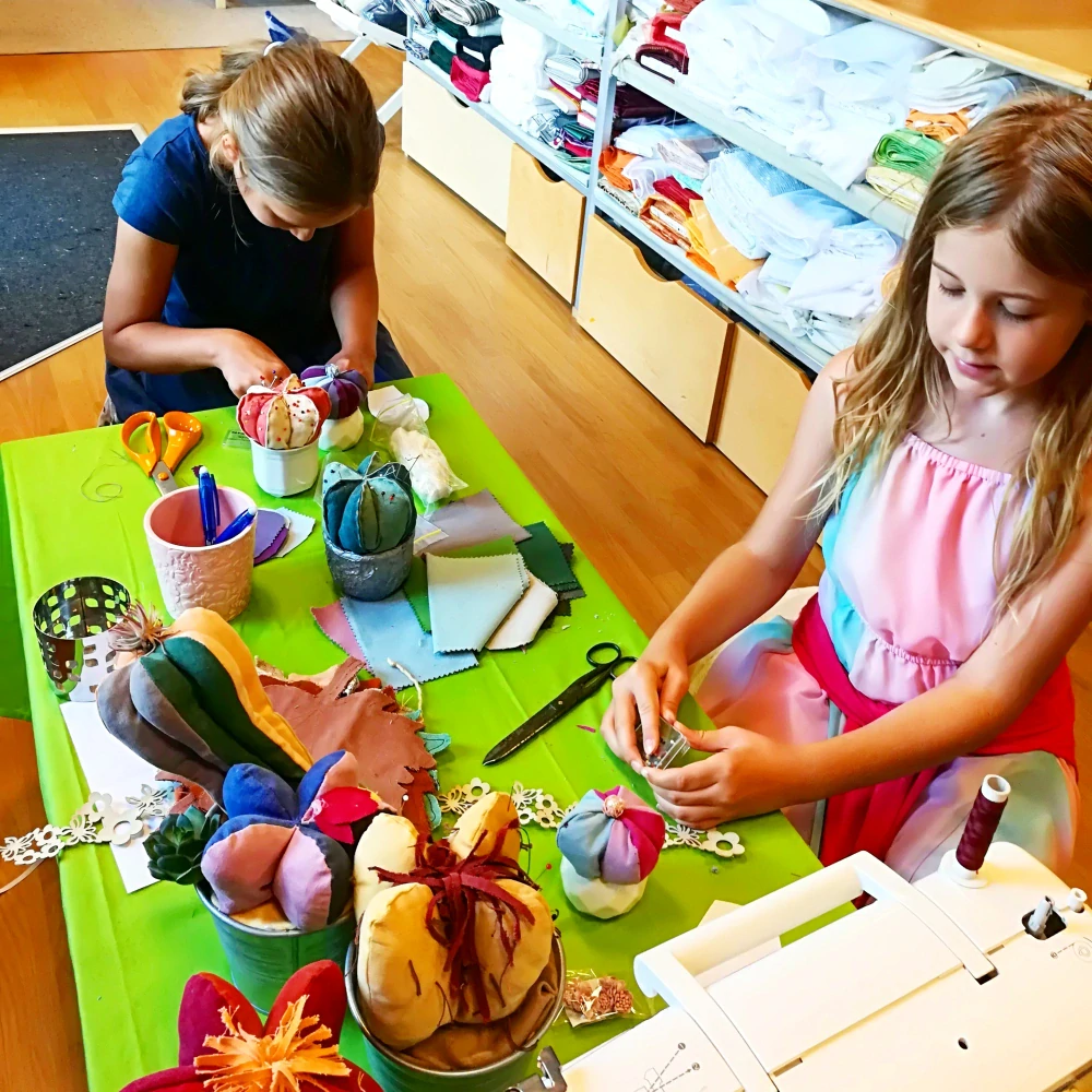 Textilní kaktus - jehelníček– kreativní sada ze zbytků látek