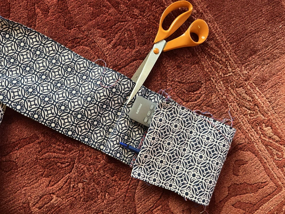 Obal, pouzdro na ovladač a nezbytnosti