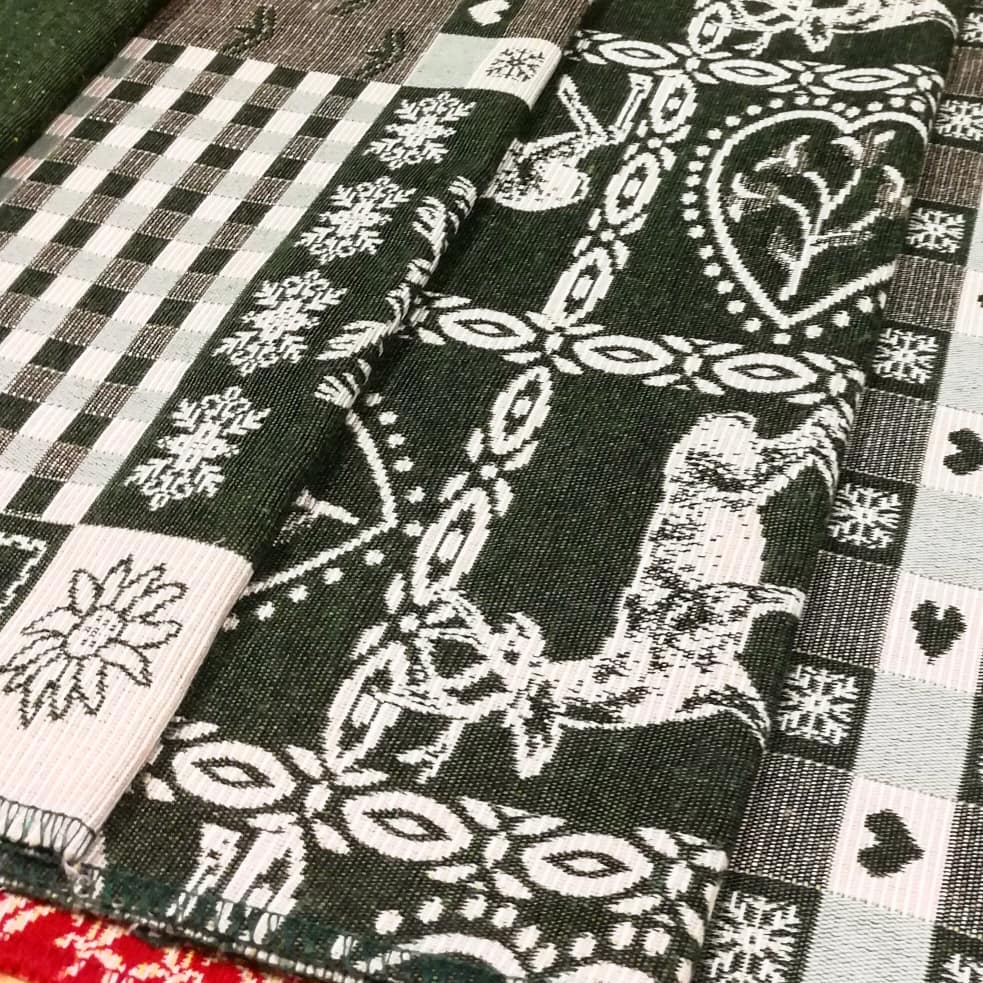 Dekorační látka skandinávského stylu s jeleny 