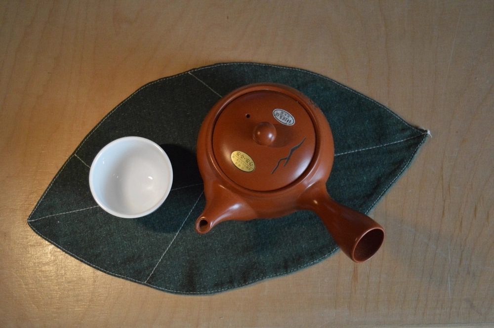 Dekorační látka zelená a béžová 