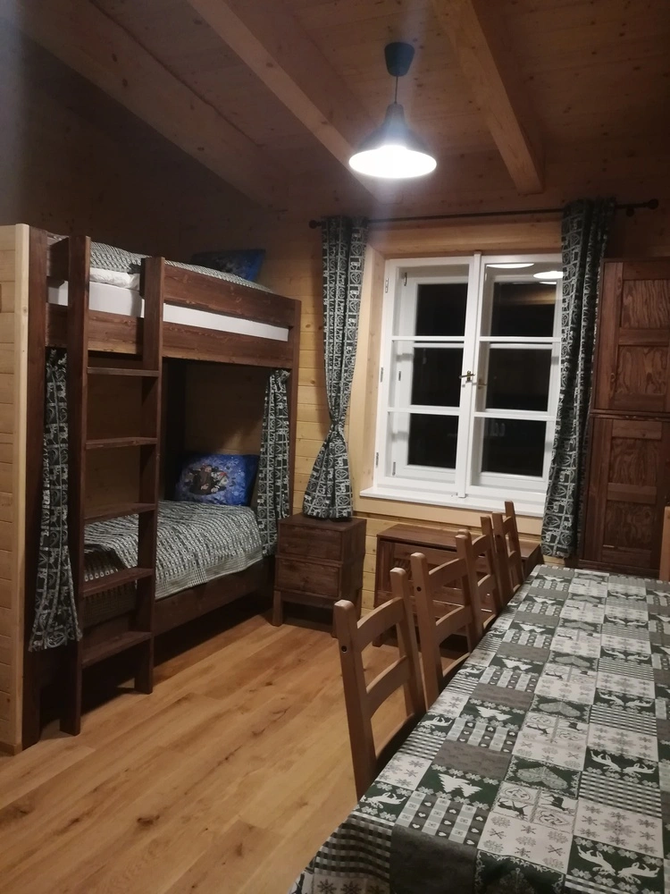 Dekorační látka patchwork stromy a vločky